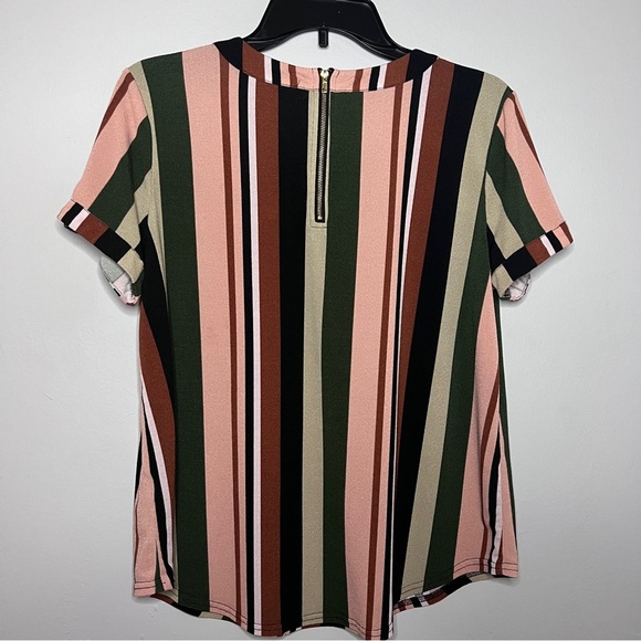 50th Street Women’s Short Sleeve Blouse Size LP in Excellent Condition - Picture 3 of 6